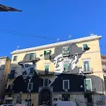 A Commedia Napulitana Guest House
