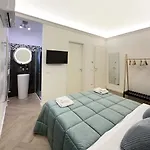 Vicki Vomero Rooms - Napoli