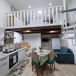 Green Center Valery Sweet House