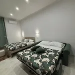 Lusi Holiday Home
