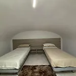 Lusi Holiday Home