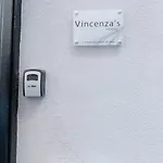 Vincenza\'S House