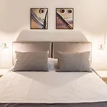 Dama Suite