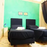 Le Vie Di Napoli B&B