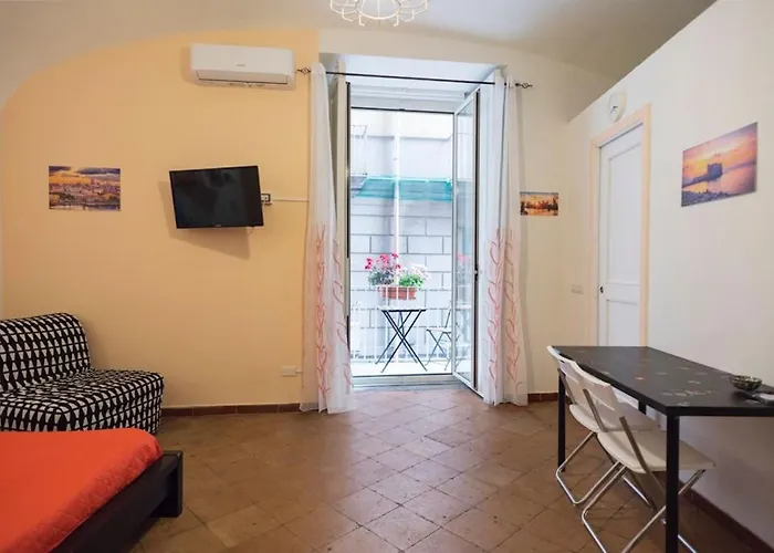 Napoli Centro Apartment A Balcony In The Heart Of Naples