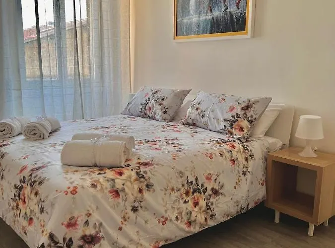 Zara Home - Free Parking