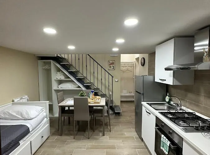 Napoli Centro - La Casa Di Cate