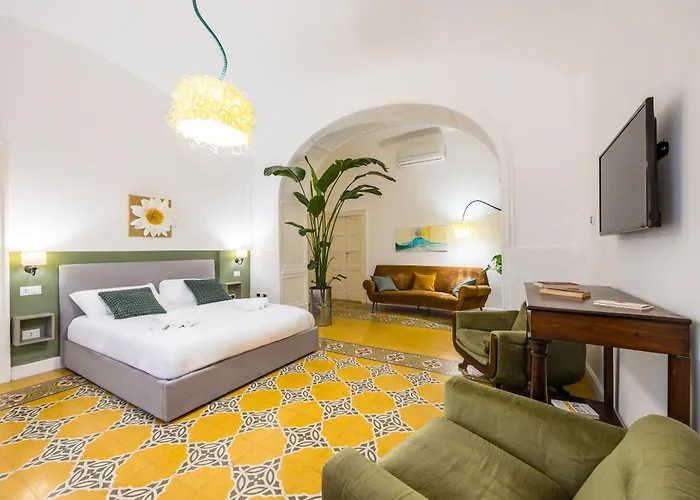 Kea Home, Entire House In The Heart Of Naples