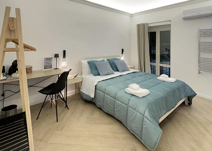 Vicki Vomero Rooms - Napoli