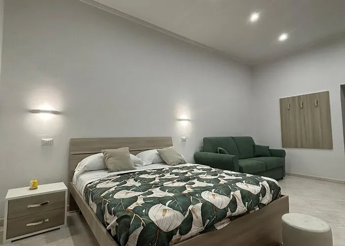 Lusi Holiday Home