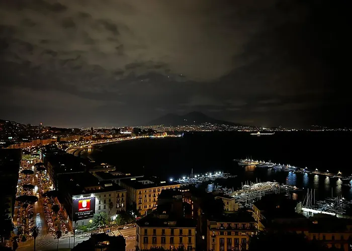 Twin Towers Naples Luxury