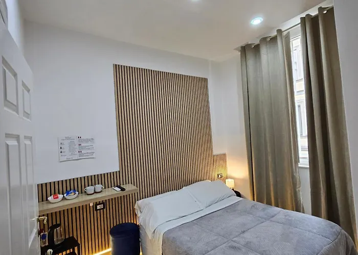 B&B Napoli Centrale Room&Jacuzzi