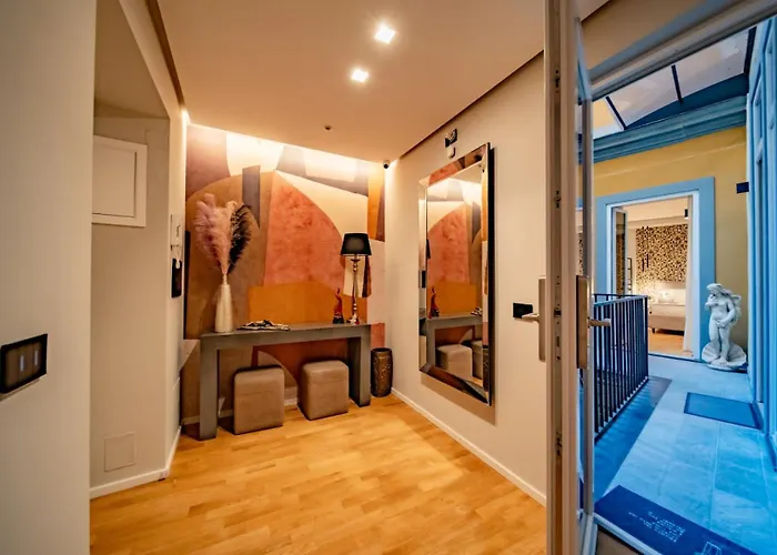 Hugo\'S Home