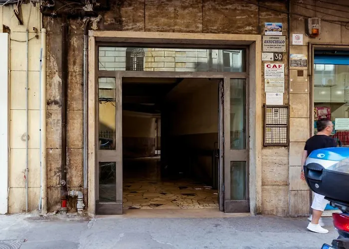 Metropolitan Panoramic Apartment