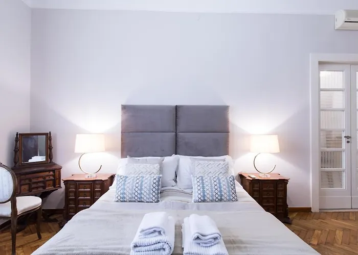 Grandapartments Piazza Carita Napoli