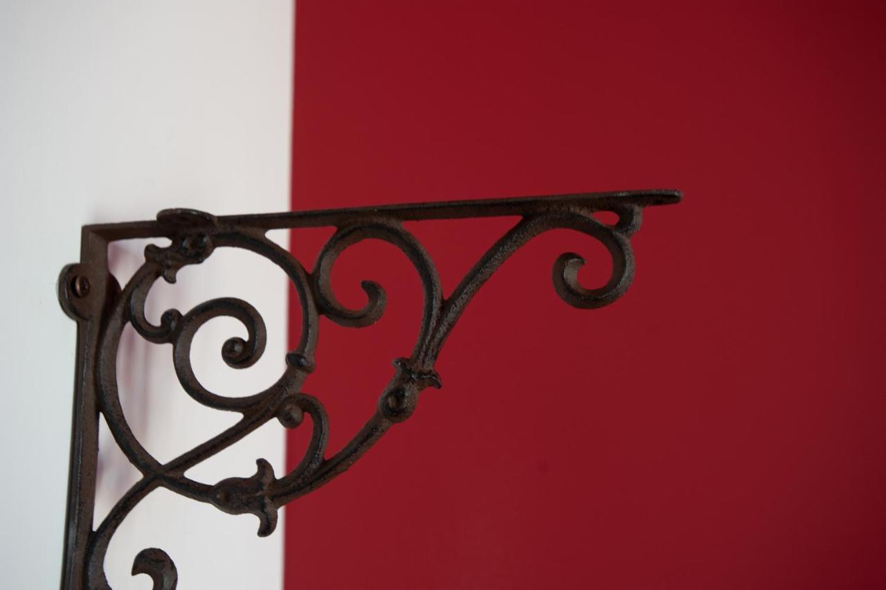 Ichome - Maison D'artiste Guest house
