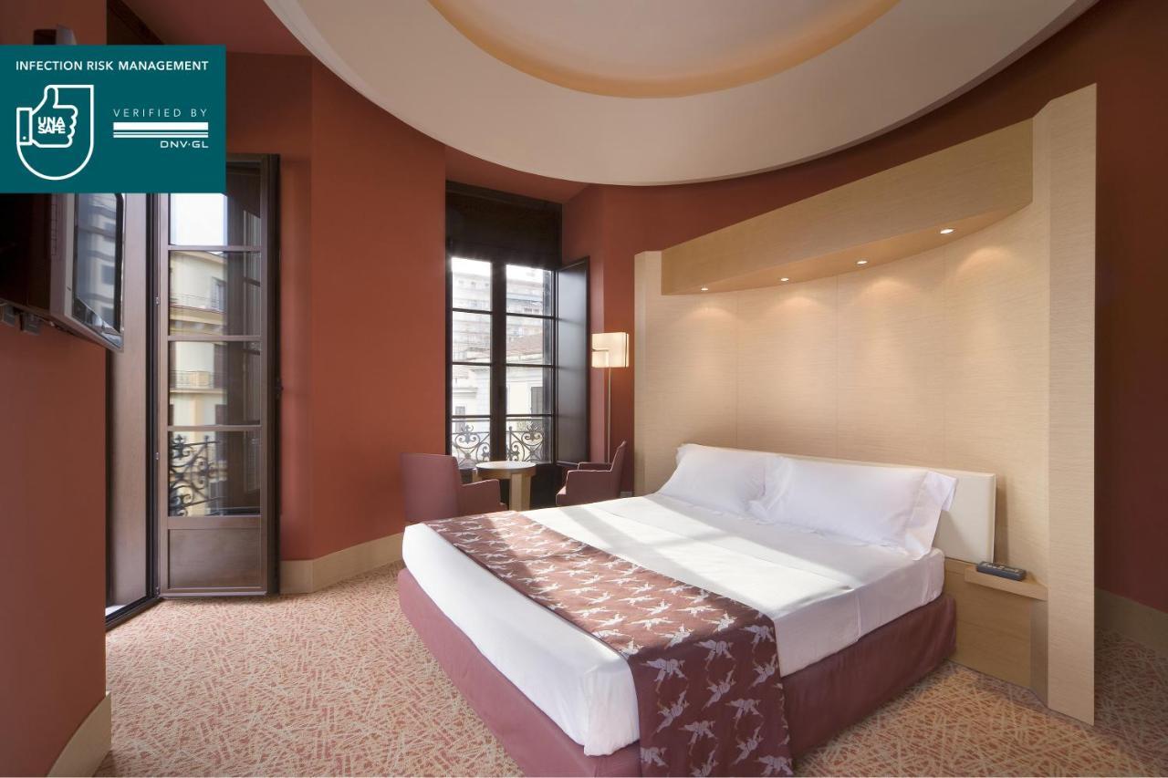Una Hotels Napoli 4*