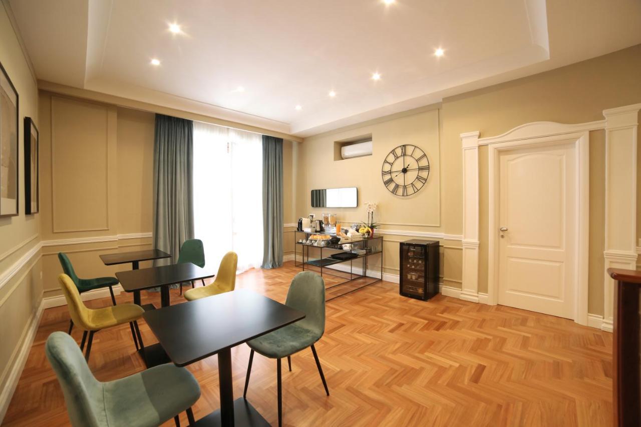 Sant'elmo Con Parcheggio Interno *