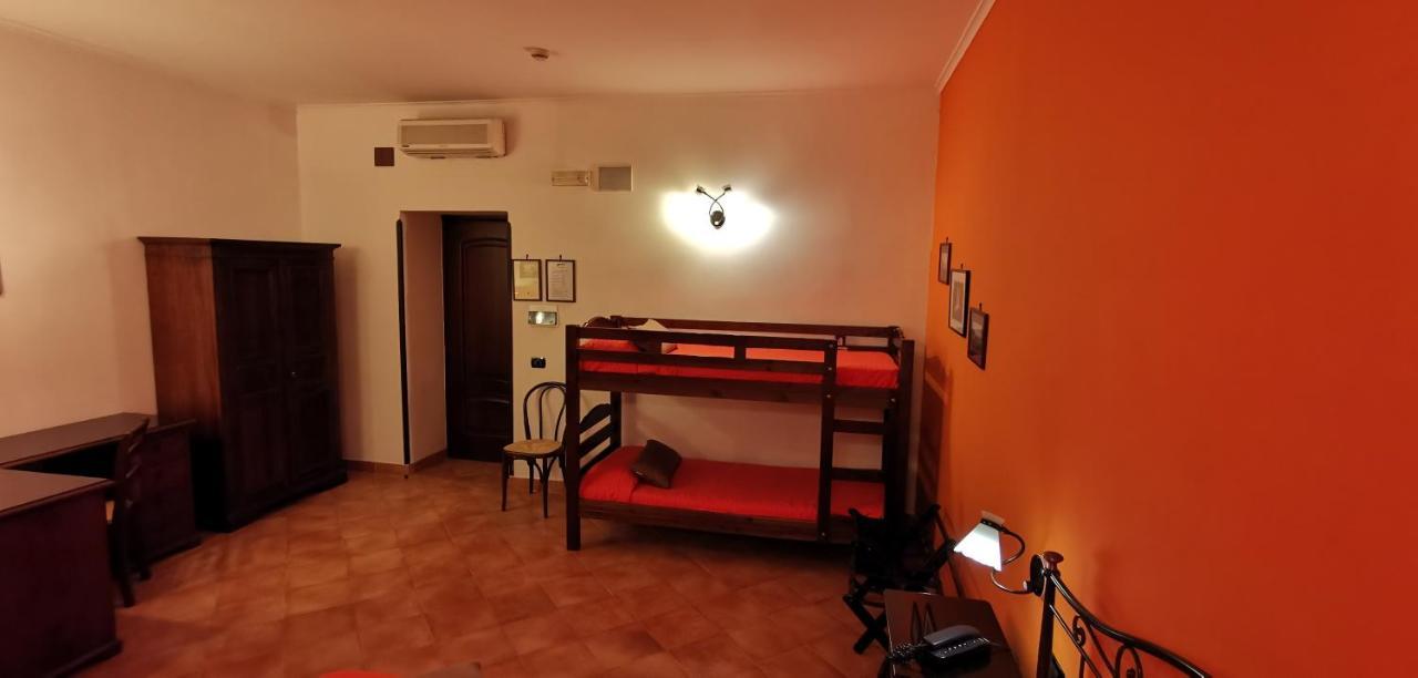 Neapolis Hotel Naples