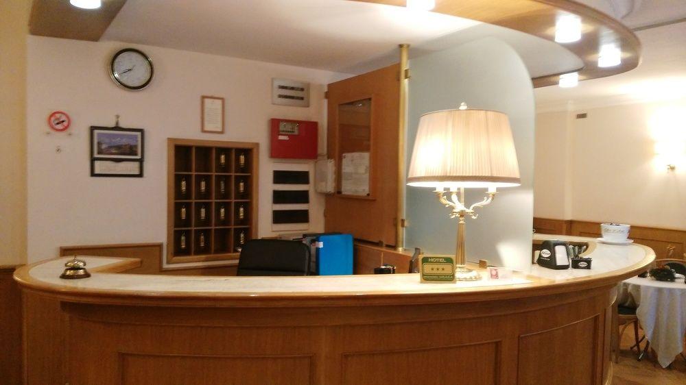 Leopardi 3*