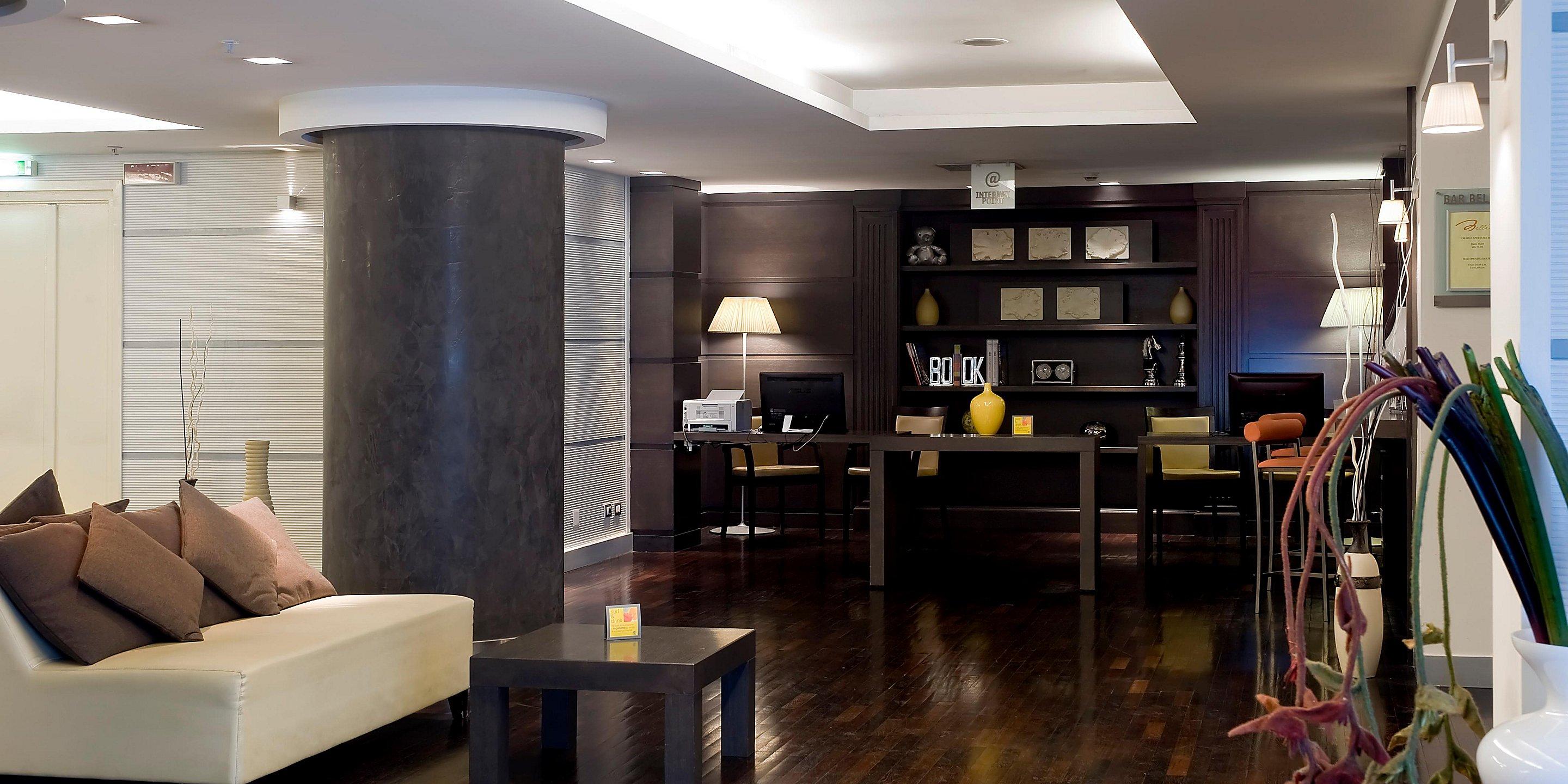 By Ihg 4* Naples