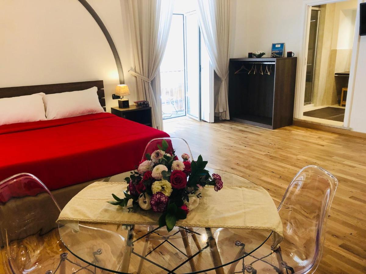 Domus 25 Naples