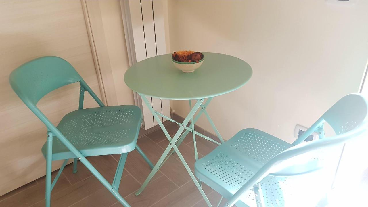 Bed & Breakfast Metro Duomo Naples
