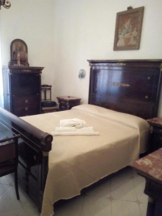 Bed & Breakfast Gran Relais De Charme A.rosbenmar Naples