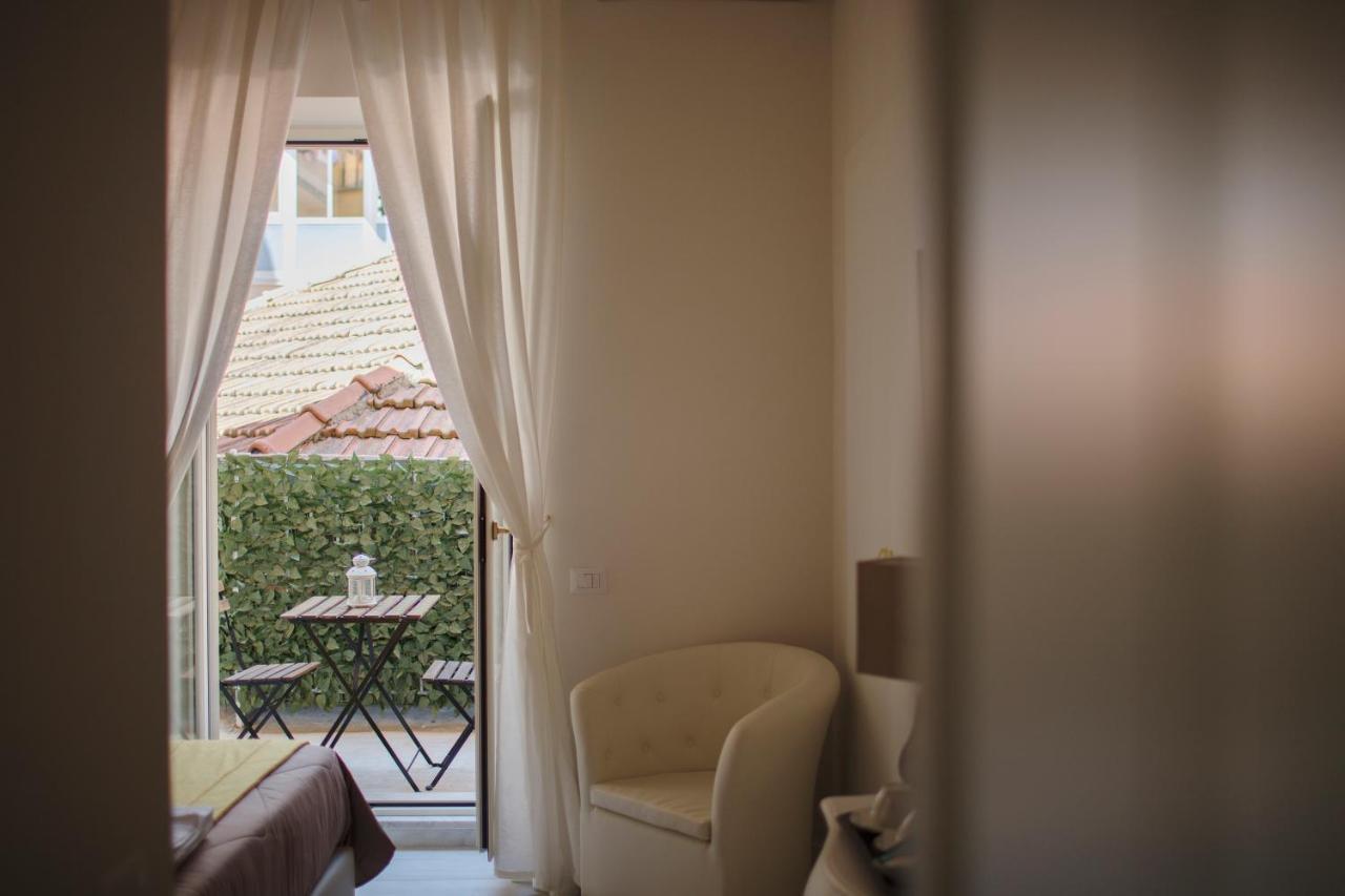 Bed & Breakfast Prisca Naples