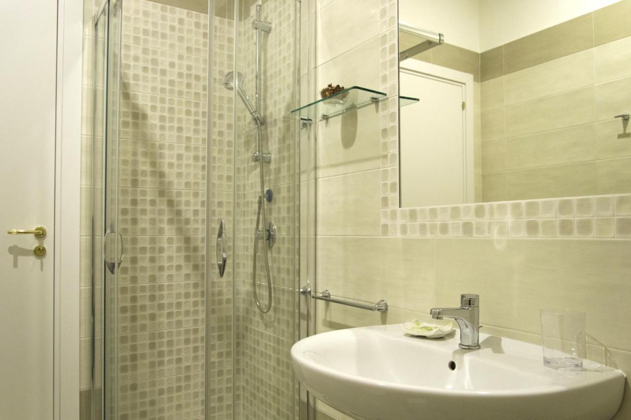 Bed & Breakfast La Rosa Dei Venti Naples