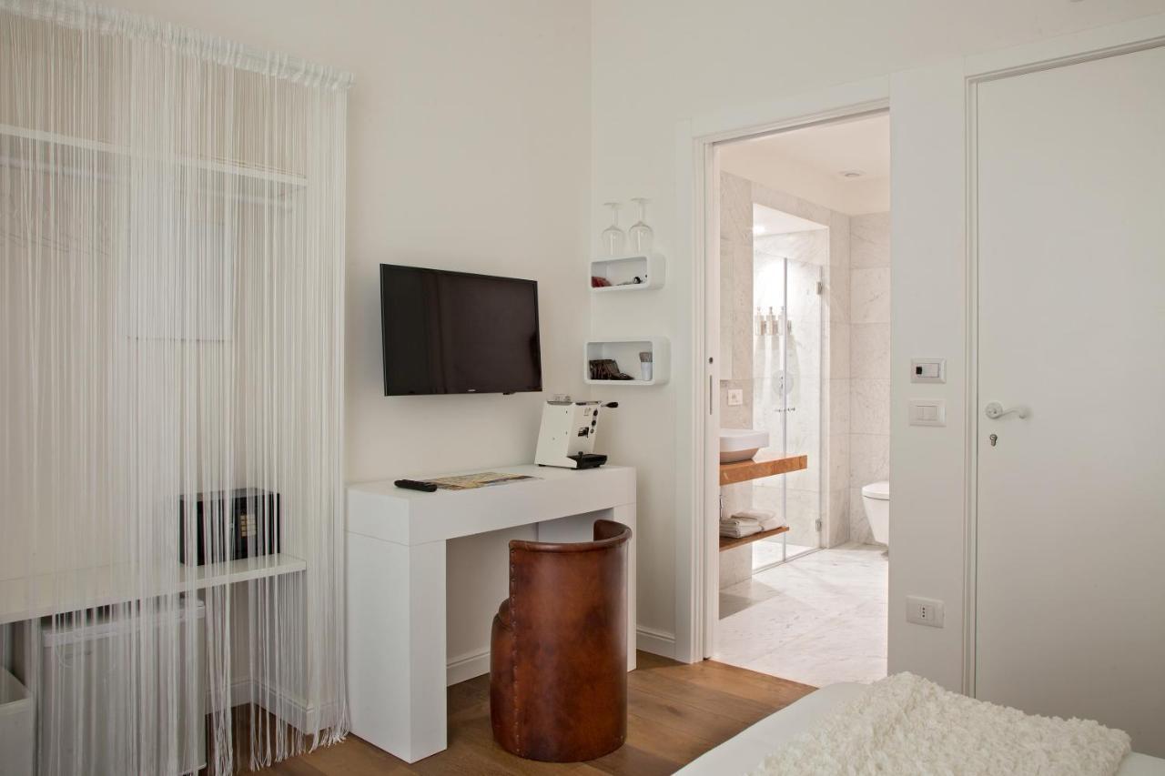 Domus Sansevero Bed & Breakfast