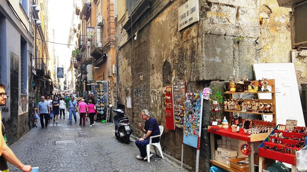 Bed & Breakfast Metro Duomo Naples