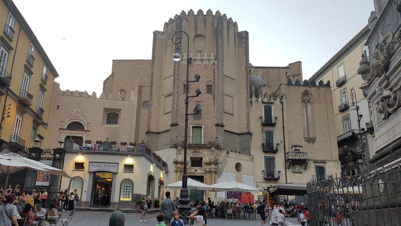 Bed & Breakfast Metro Duomo Naples