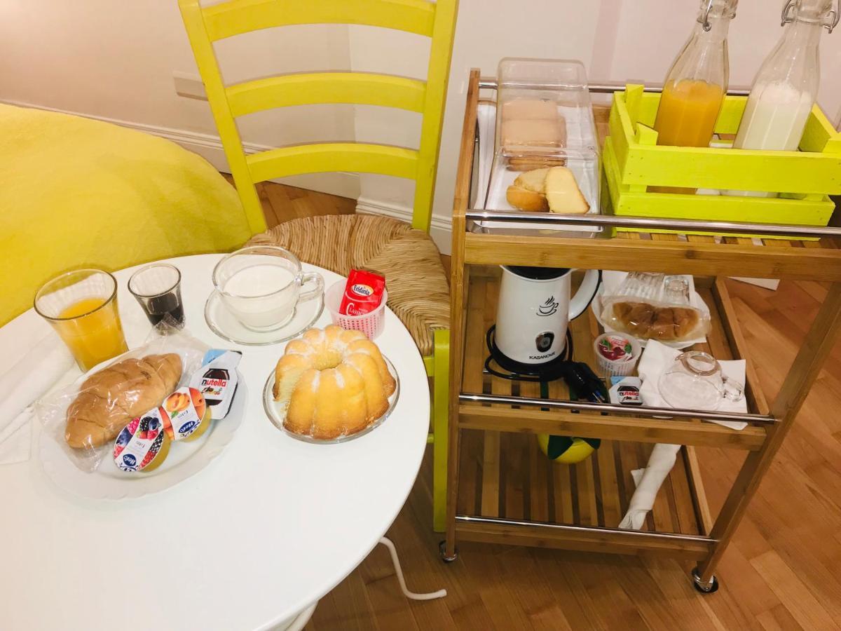 Il Faro Di Serapide Bed & Breakfast Naples