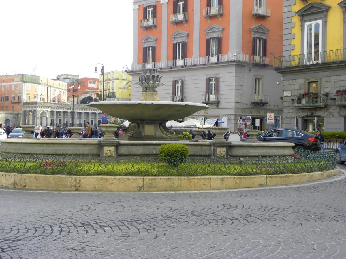 Storica Naples