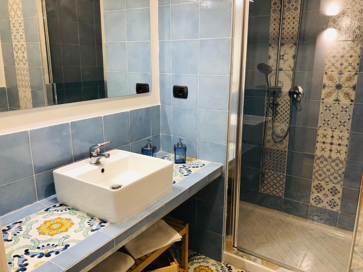 Domus 25 Bed & Breakfast 2*