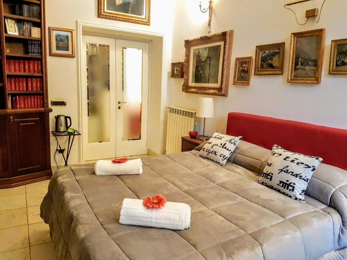 Bed & Breakfast Ottocento Napoletano Naples