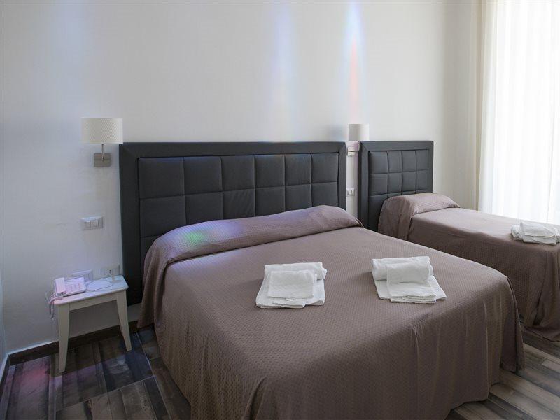 Garibaldi Square Bed & Breakfast 2*