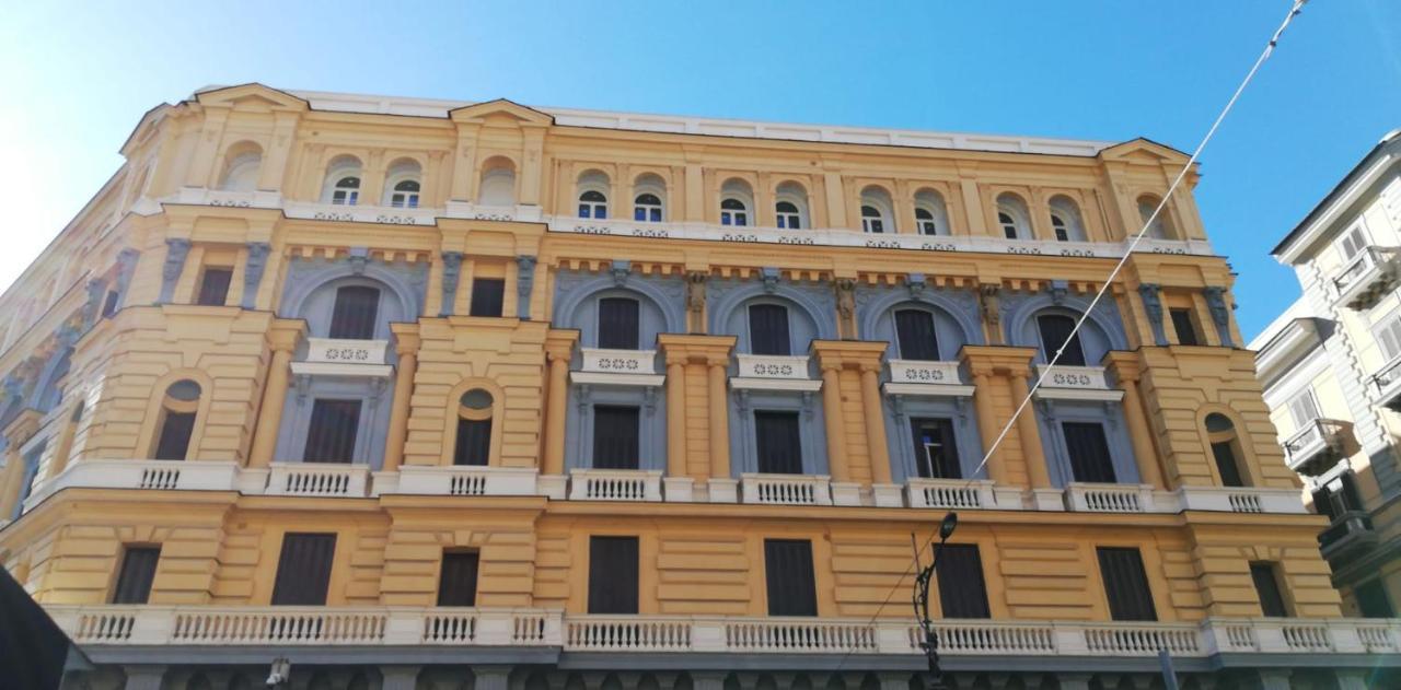 Mariana Luxury * Naples