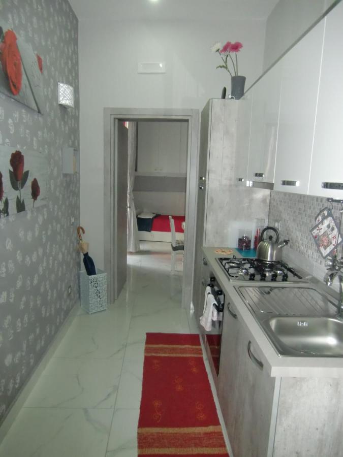 Aaron2 Apartment *