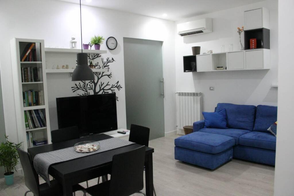 The White Side Apartment