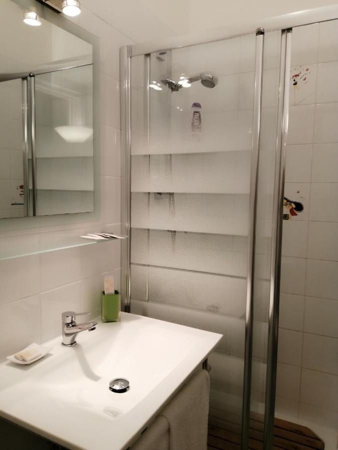 Carolina Napoli-vomero Bed & Breakfast Naples
