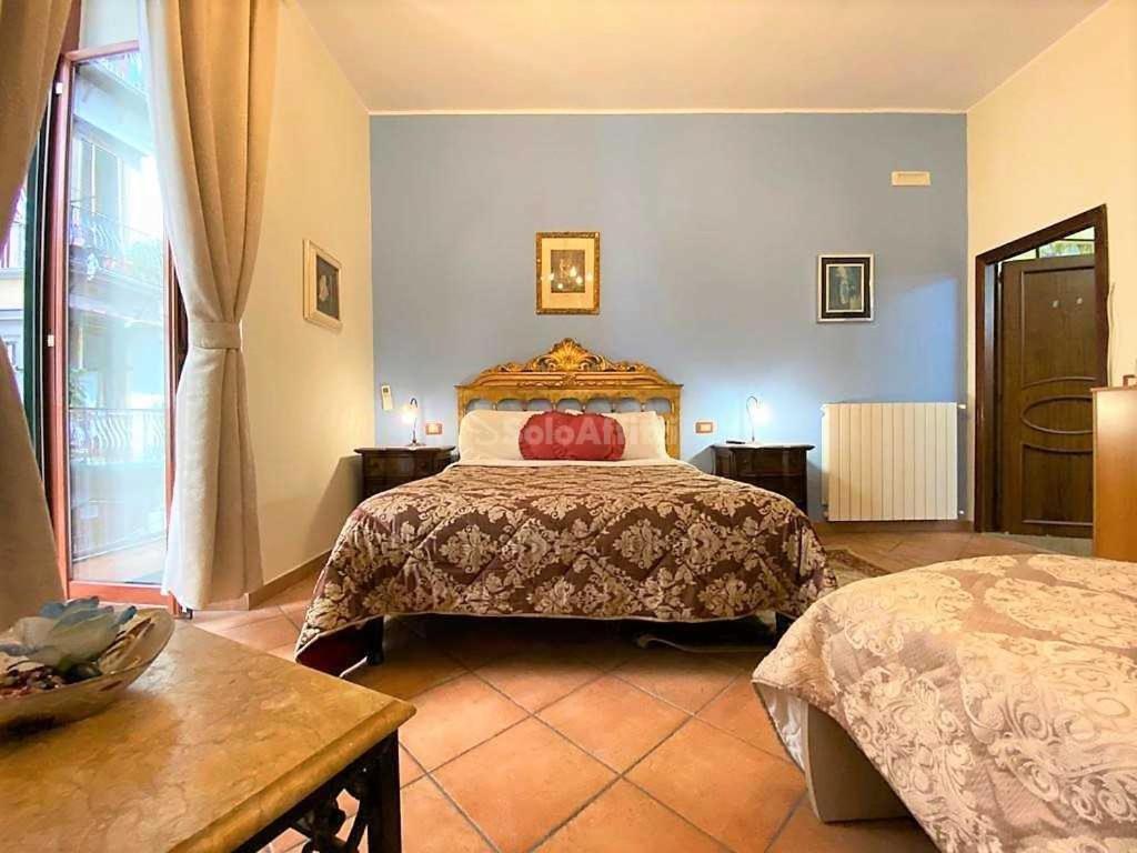Donna Anna Bed & Breakfast Naples