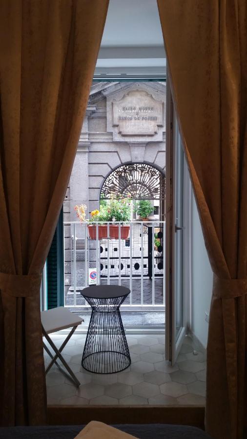 Palazzo De Campora Naples