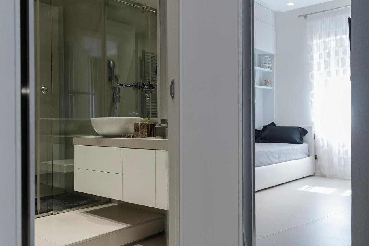 Crystal Skyline Neapolis Apartment *