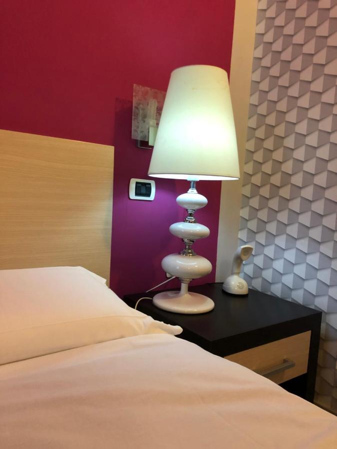 H Boutique 3*