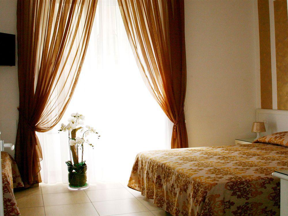 Orsa Maggiore 3* Naples