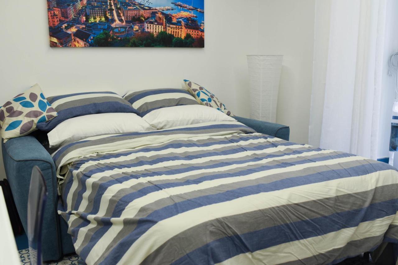 Chiaja Lux House * Naples