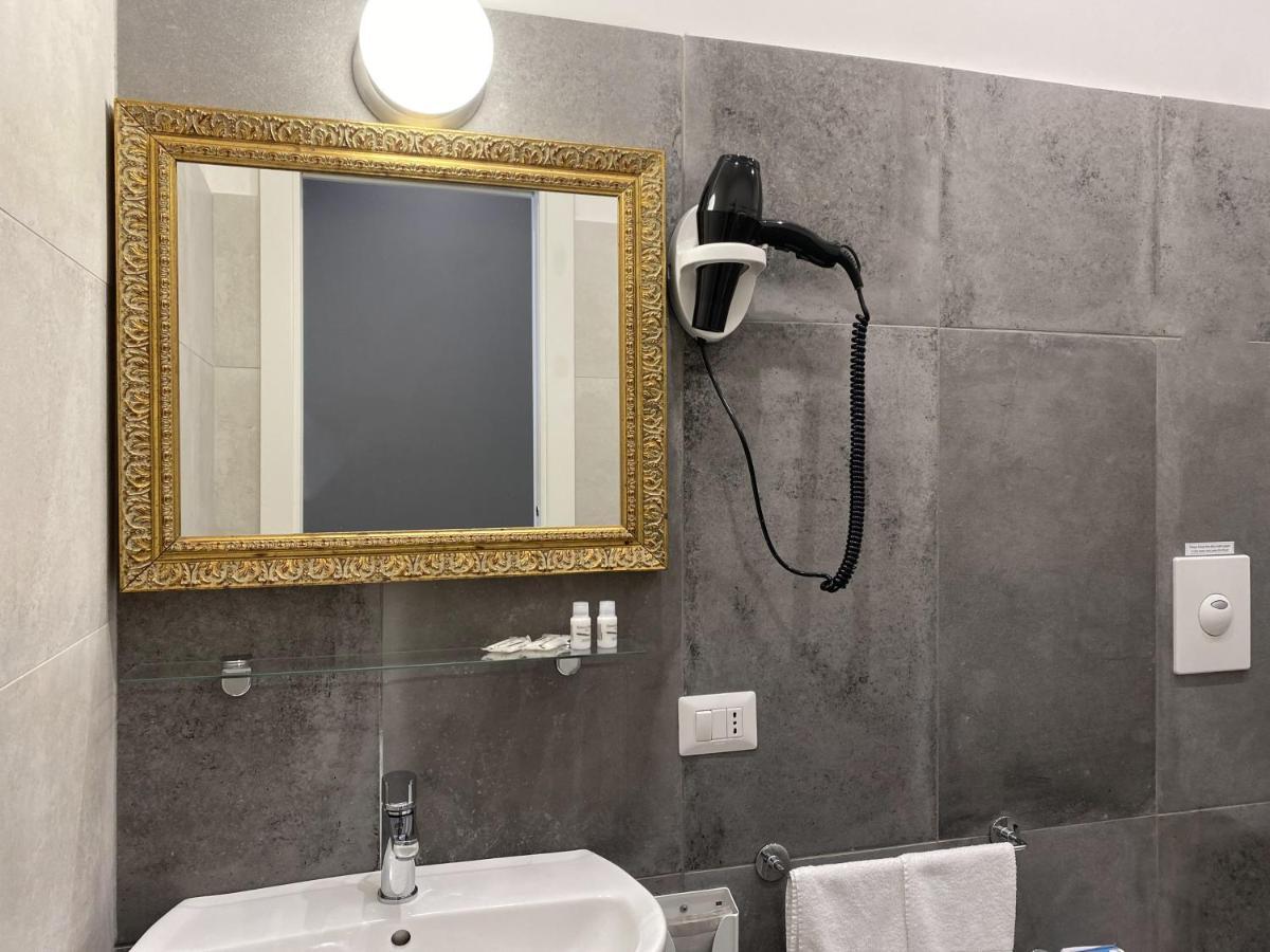Guest house Piazza Bovio 22 Naples
