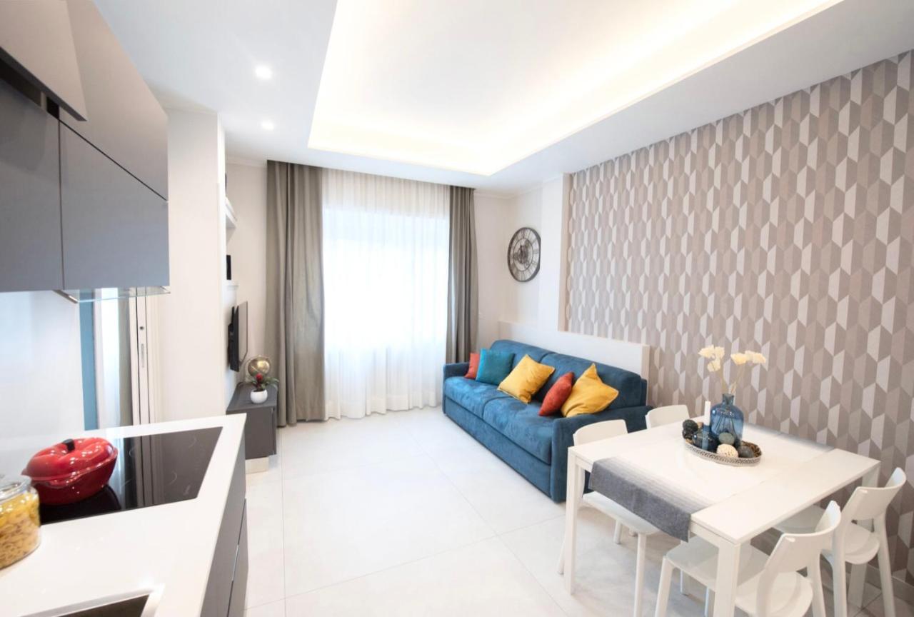 Apartment Center - E
